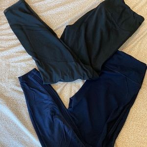 Bundle of 2 Victoria’s Secret knockout leggings
